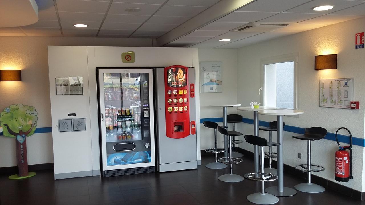 Ibis Budget Монбельяр Экстерьер фото